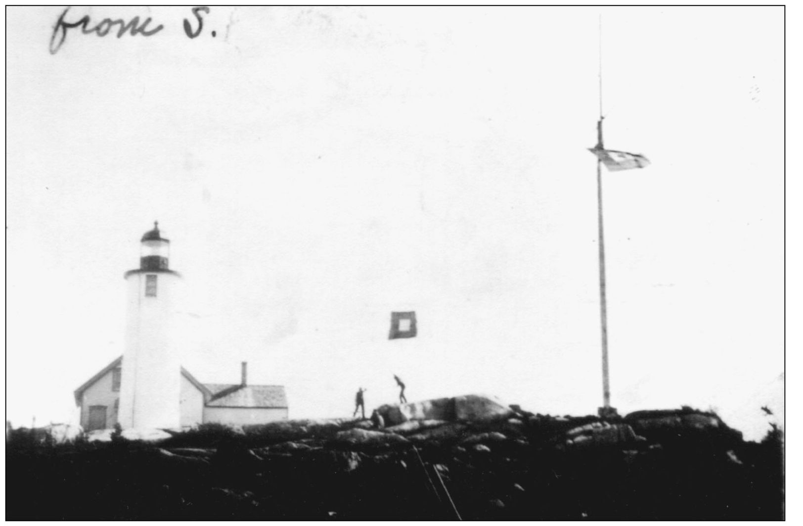 The government may have been testing a system of signal flags at Baker Island - photo 4