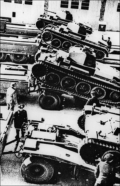 During the period of rapid rearmament under the Nazi regime in the 1930s - photo 4