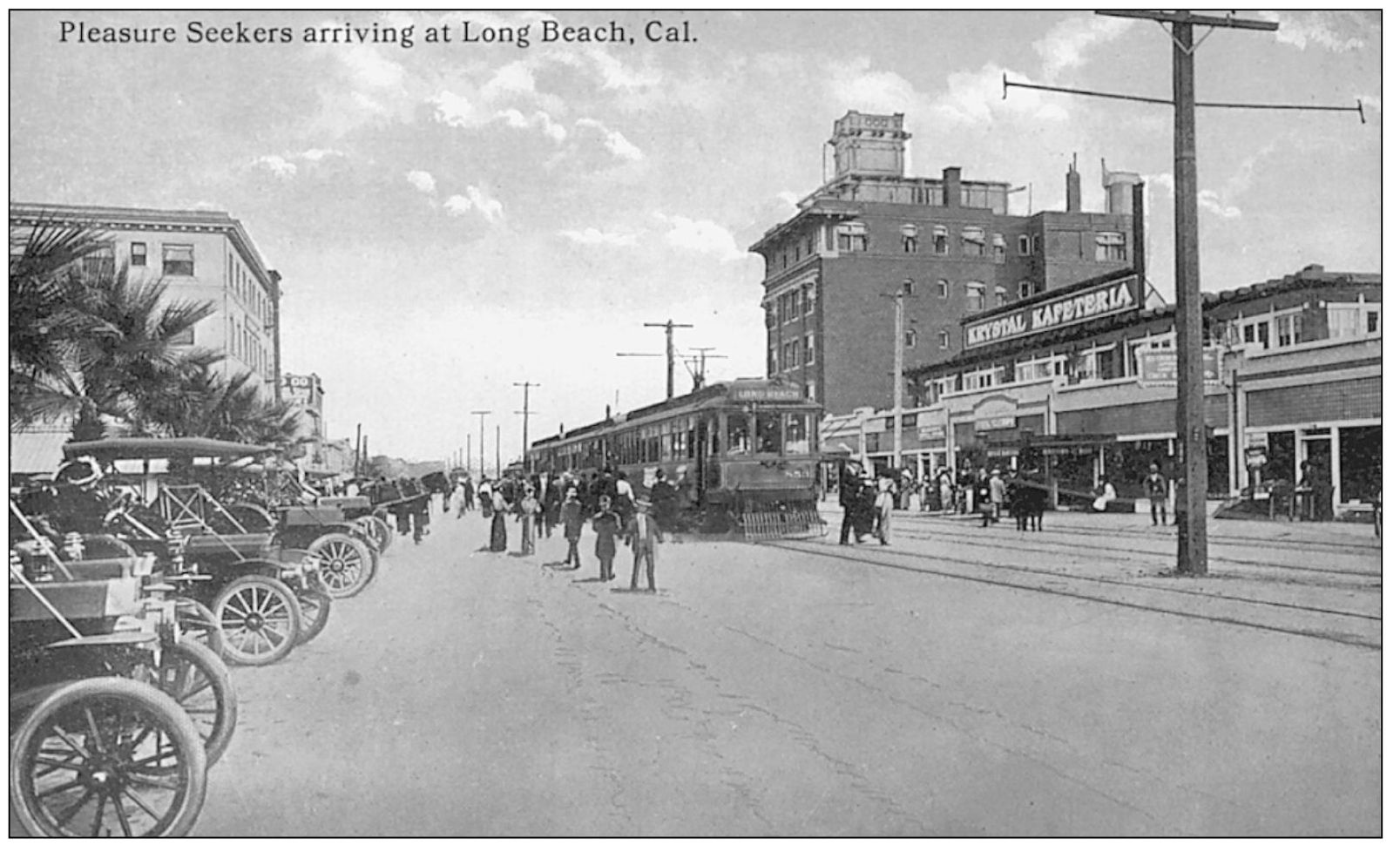 PLEASURE SEEKERS ARRIVING AT LONG BEACH CALIFORNIA BY PACIFIC ELECTRIC TRAIN - photo 6