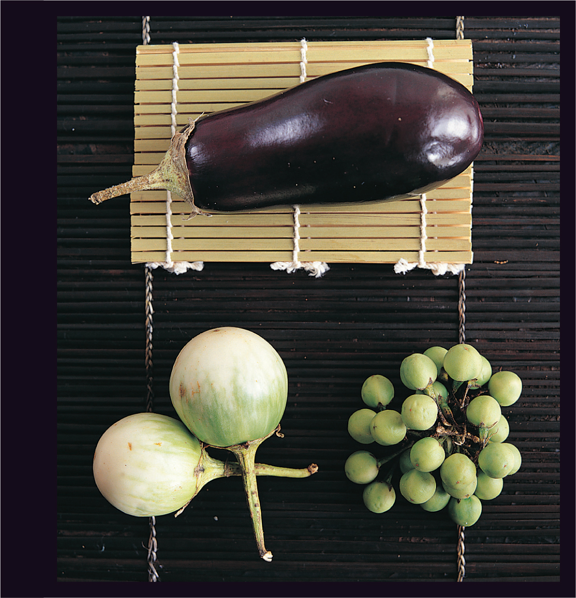 three varieties of aubergine Aubergines Chinese In Thailand there are several - photo 4