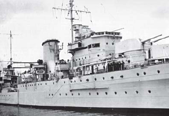 A close-up view of the Leander class cruiser HMS Orion pictured in 1937 - photo 3