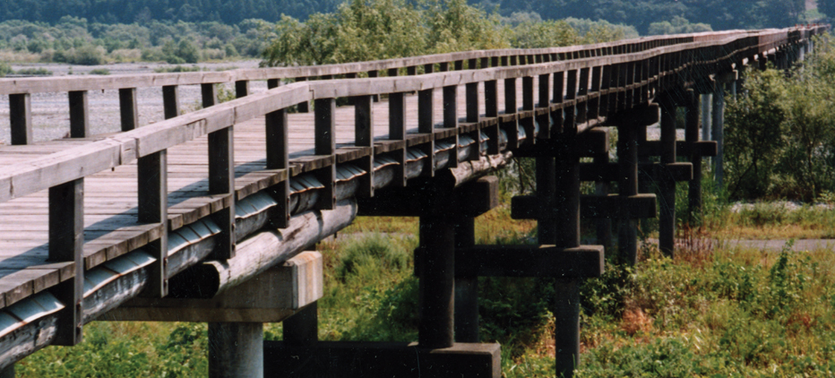 First built in 1867 the Horai Bridge in Shizuoka Prefecture Japan holds the - photo 9