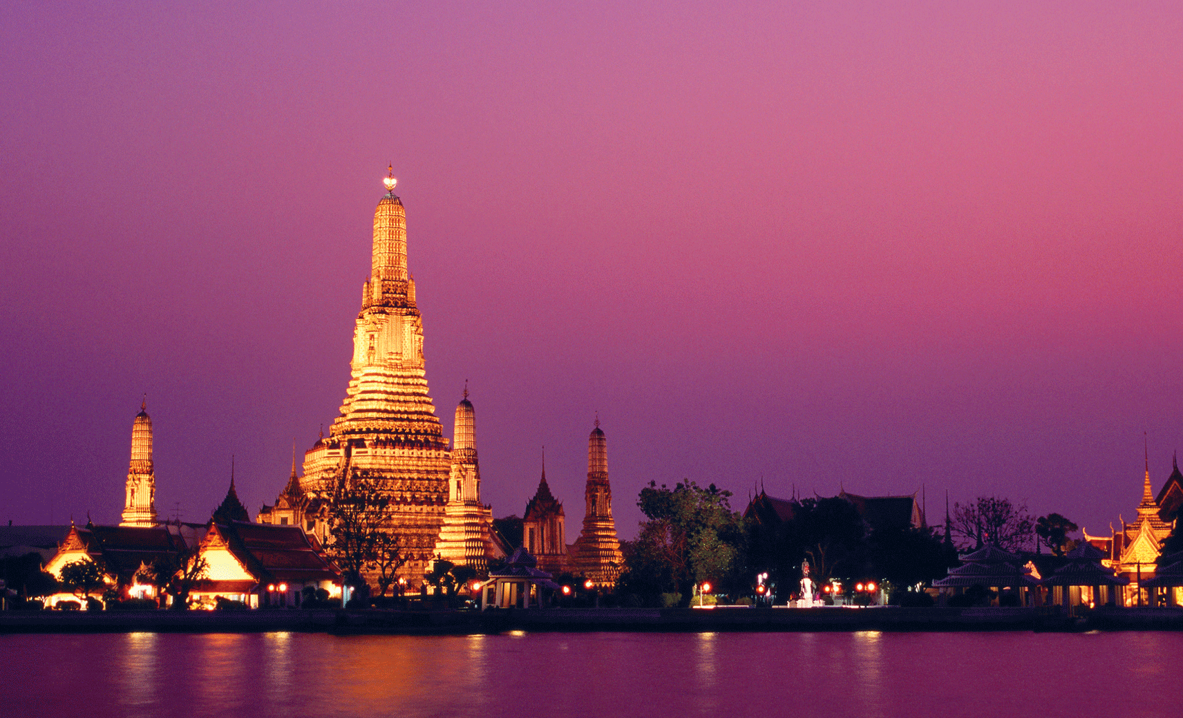 Wat Arun beside the Chao Phraya River PAOLO CORDELLILONELY PLANET IMAGES - photo 5