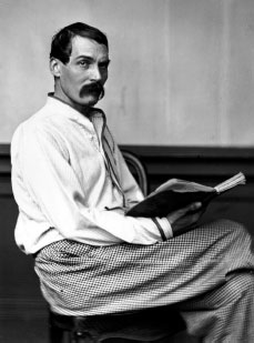 Richard Francis Burton in 1864 looking worthy of Swinburnes crush Oscar - photo 9