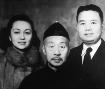 My stepmother Niang Mother and my father with Ye Ye middle in the 1940s - photo 4