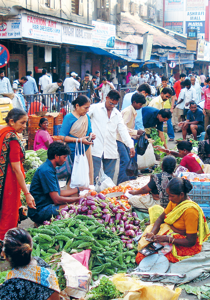 The city of dreams and opportunity India is a land of paradoxes - photo 4