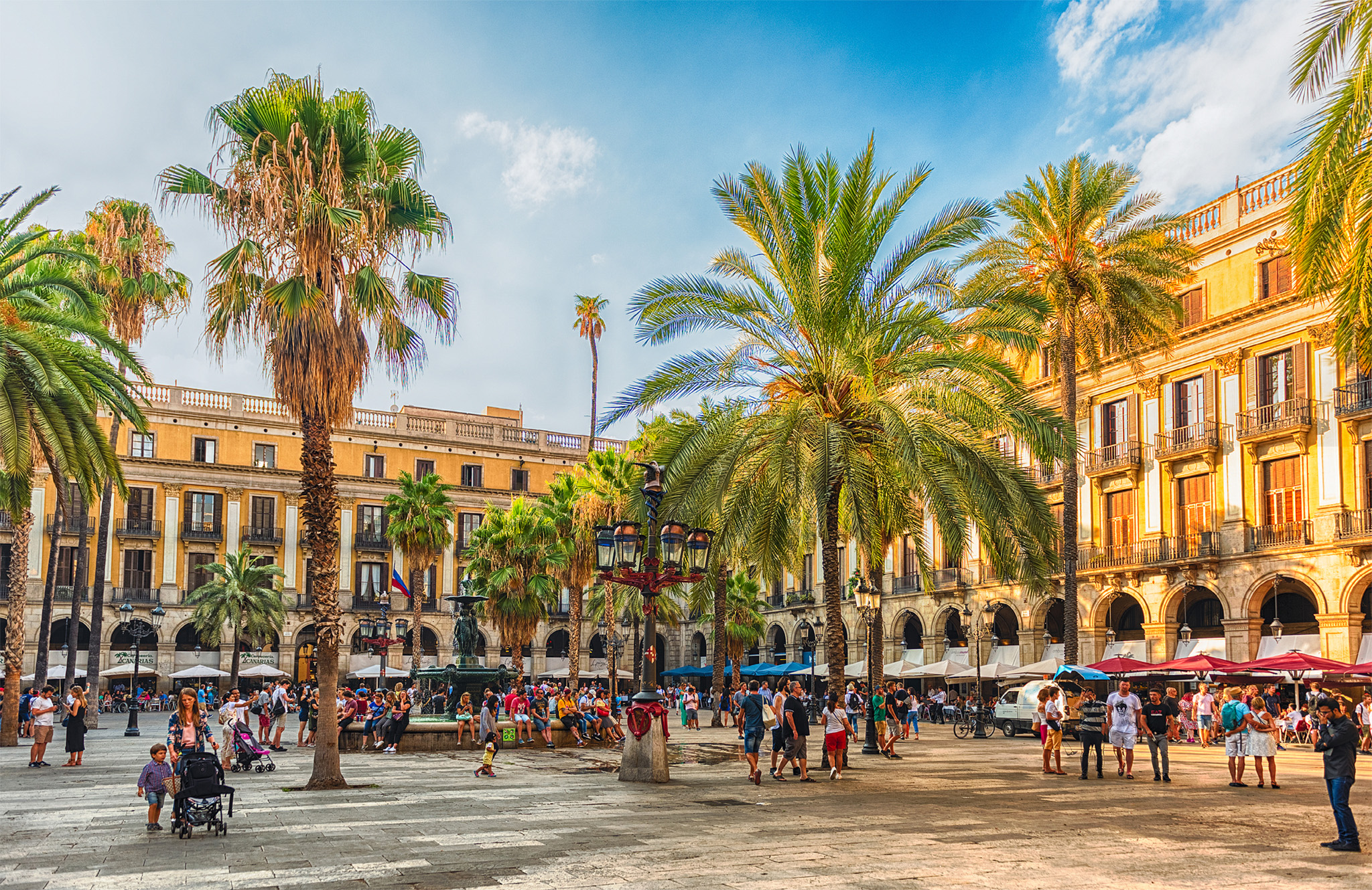 t Buzzy caf-lined palmshaded Plaa Reial Rugged Catalonia and its avant-garde - photo 6