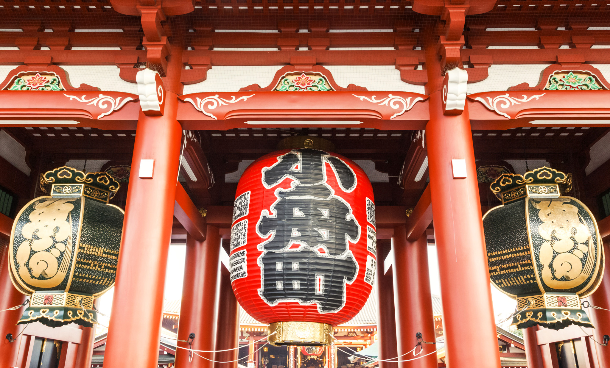 Detail on the elaborate exterior of the main hall Senso-ji Temple Top 10 - photo 7