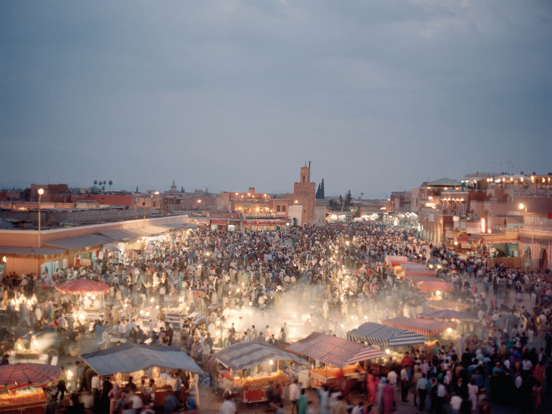 Philip-Lorca diCorciaTrunk Archive Djemaa el-Fnaa Marrakech For my family - photo 2