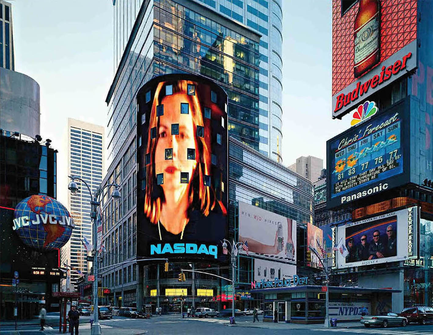 THOMAS STRUTH Times Square Billboard New York City OBERTO GILI ON MOST - photo 4