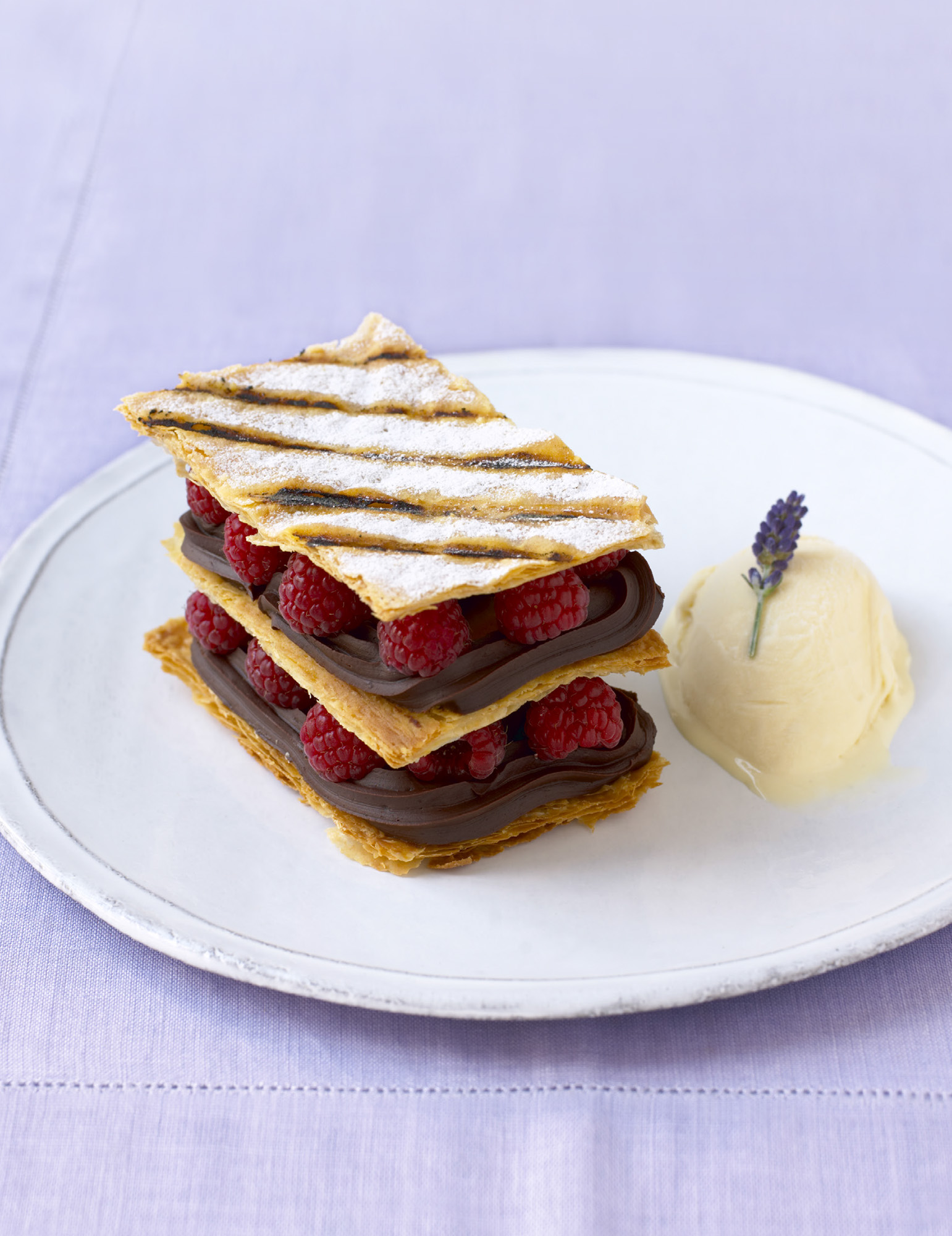 Millefeuille of raspberries and chocolate with honey and lavender ice cream - photo 7