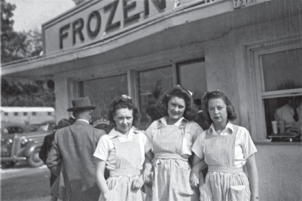 Gilles Frozen Custard carhops circa 1940 captioned on the back Three girls - photo 5