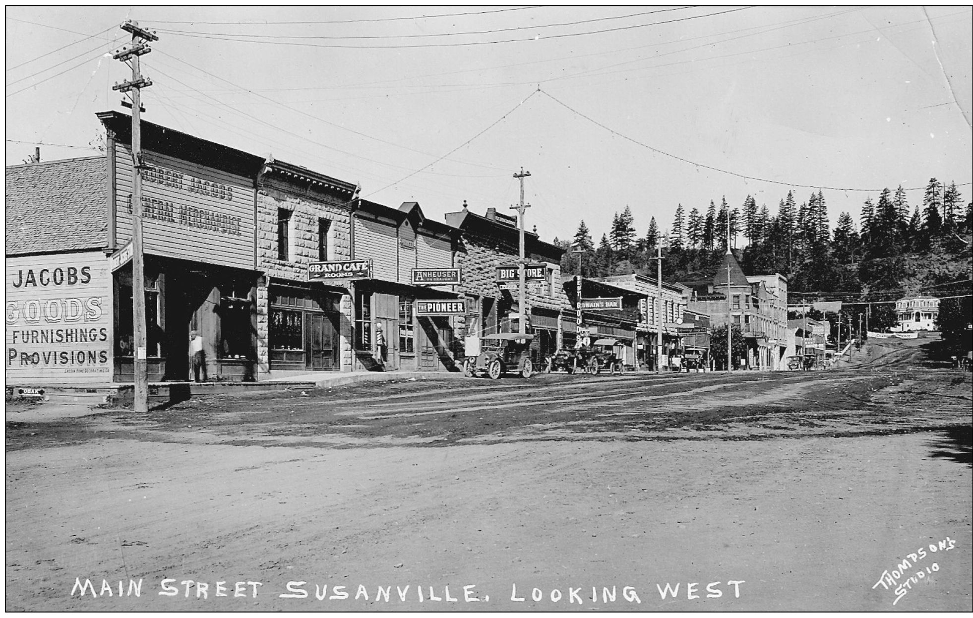 This view faces west on Main Street where businesses came stayed and went - photo 8