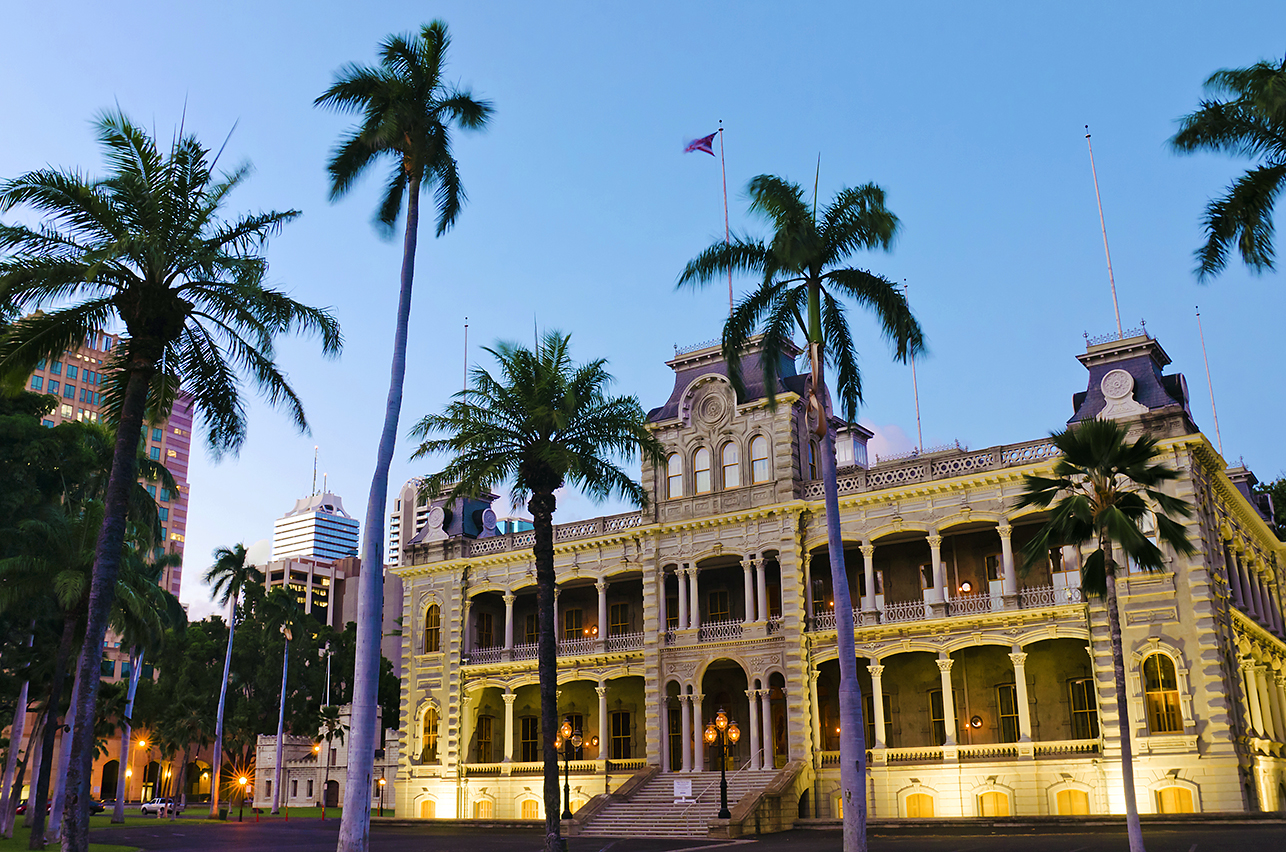 Iolani Palace GREGORY OLSENGETTY IMAGES Honolulu Top Sights Hanauma Bay - photo 7