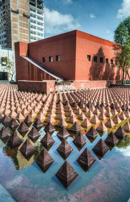 Museo Memoria y Tolerancia at Plaza Jurez The pedestrian street Madero - photo 8