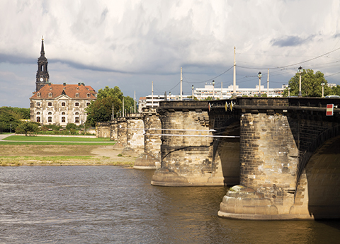 For many years my assignments took me into that part of Germany which was - photo 3