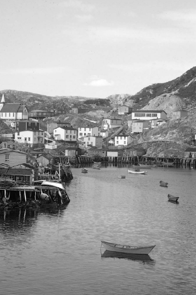 Island in the Mist I n the summer of 1954 my father and I sailed his little - photo 9