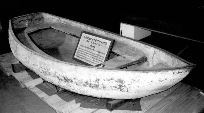 FIG 3 Joseph Lambot prototype for a boat in ciment arm displayed at the - photo 3