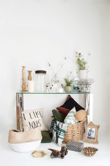 The decorative items I used in the family room before I cozy-minimalized the - photo 13