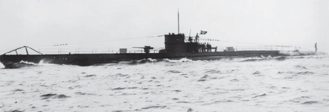 As can be seen in this 1940 photograph of U-551 a Type VIIB although the net - photo 3