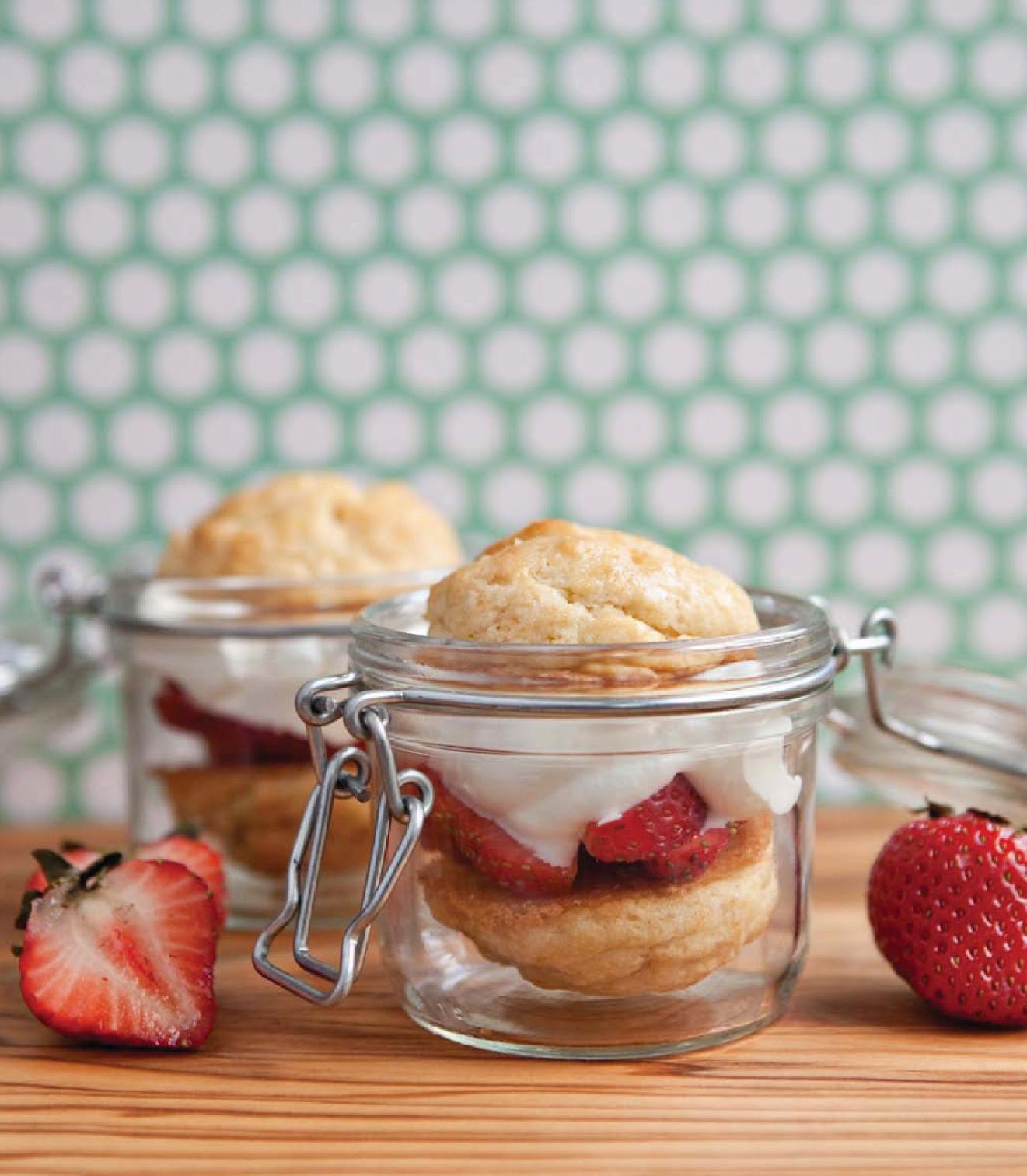 Introduction A dessert in a jar They are a trend today but desserts in jars - photo 1