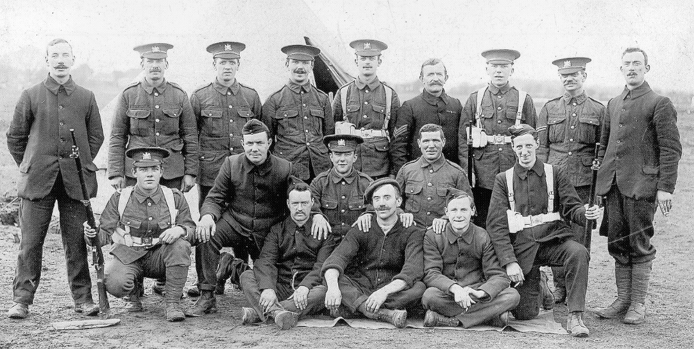 Officers Mess staff belonging to the 13th Manchesters photographed on 25 - photo 4