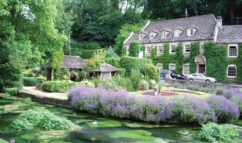 Swan Hotel in Bibury Beachy Head Londons Guard - photo 13