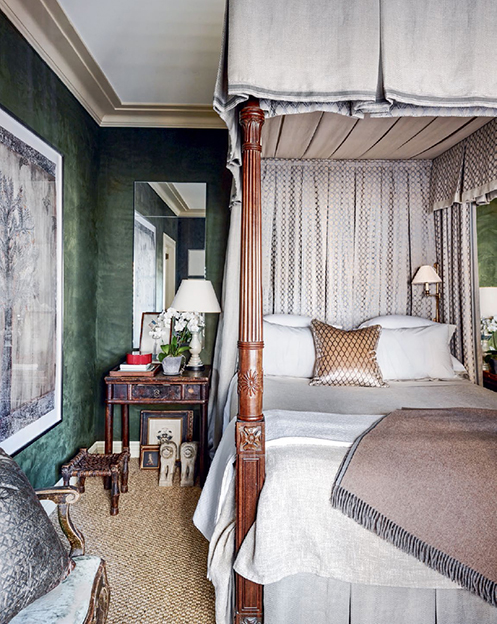 Green suede-like wallcovering swaddles the master bedroom of Thomas Hamels - photo 19