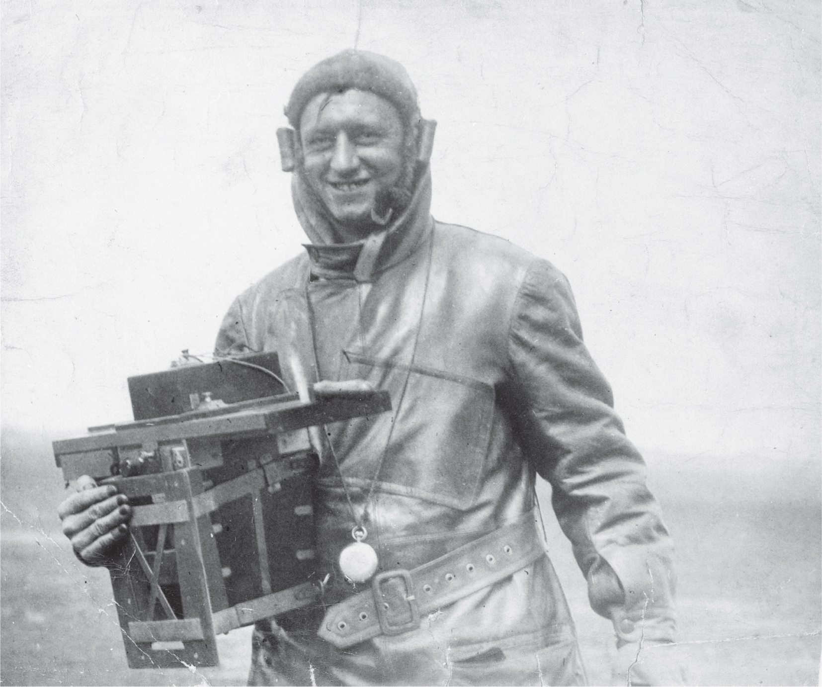 Observer with camera 16th Wing Photographic Section Hugh Trenchard and - photo 6