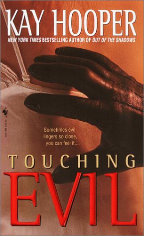 TOUCHING EVIL Bishop Book 04 Kay Hooper PROLOGUE It was cold She - photo 1