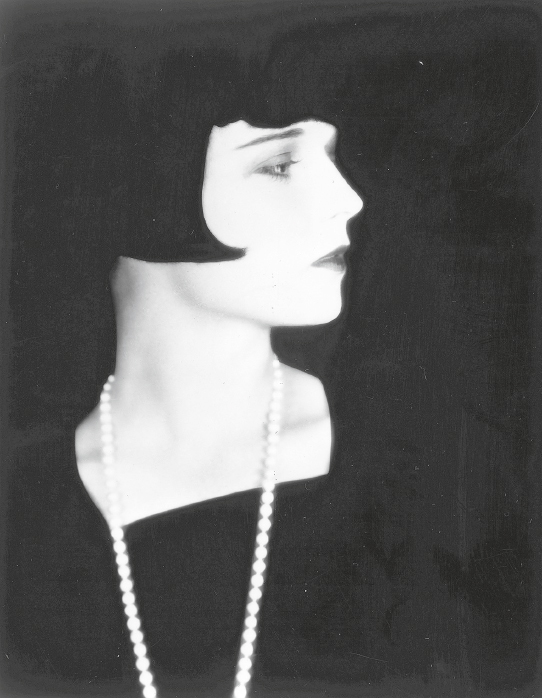 Eugene Richee portrait of Louise Brooks in 1928 Louise Brooks and Richard - photo 2