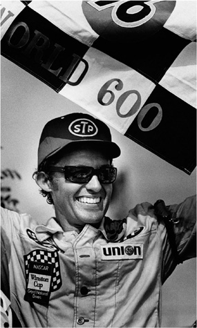 Richard Petty is known as The King for good reason His 200 wins from 1958 to - photo 5