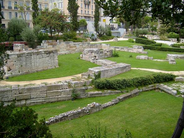 The remains of the ancient Roman harbour of Massalia near todays old port - photo 6