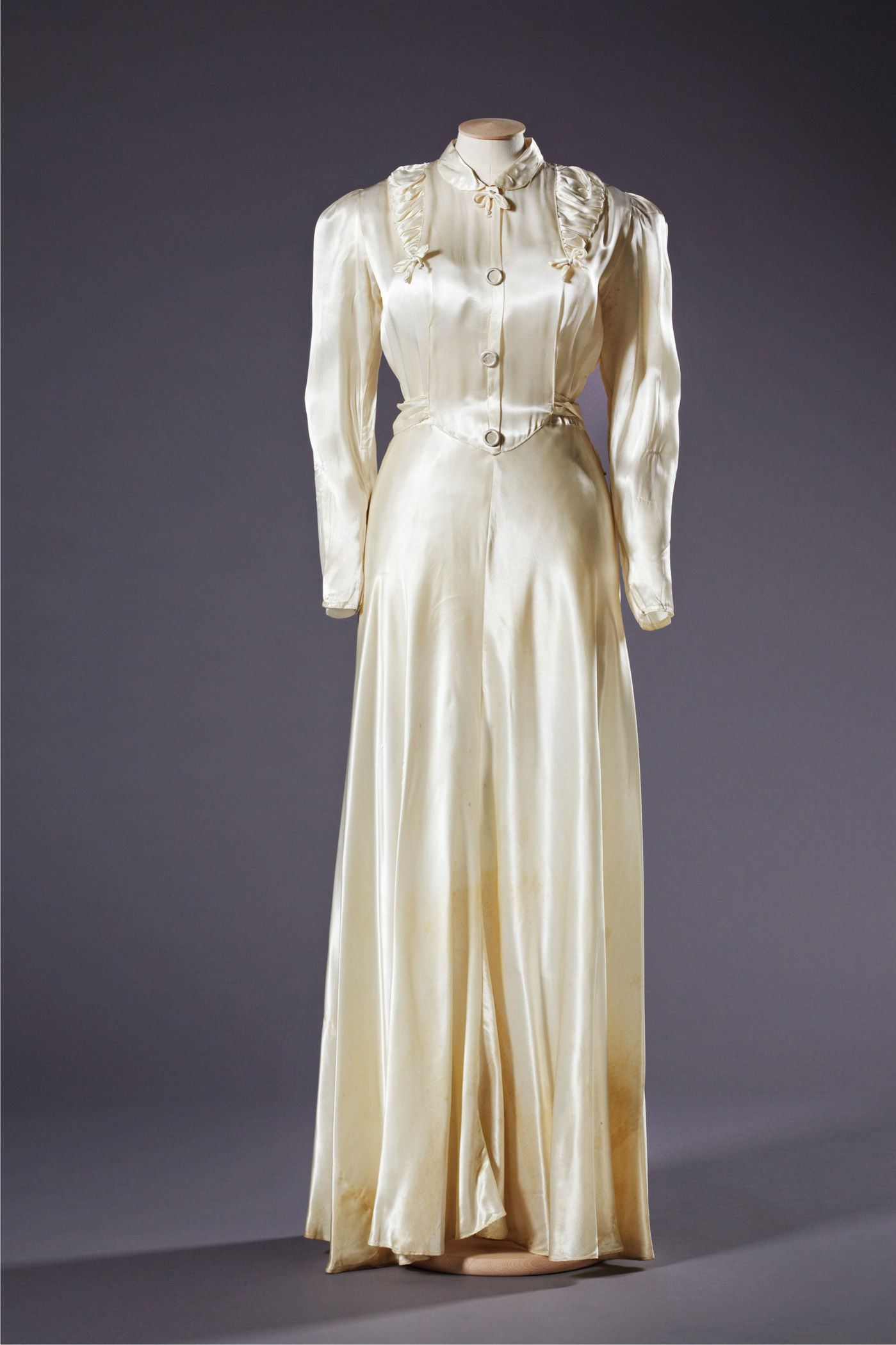 1940s Utility Clothing Scheme wedding dress Photo Tessa Hallmann - photo 5