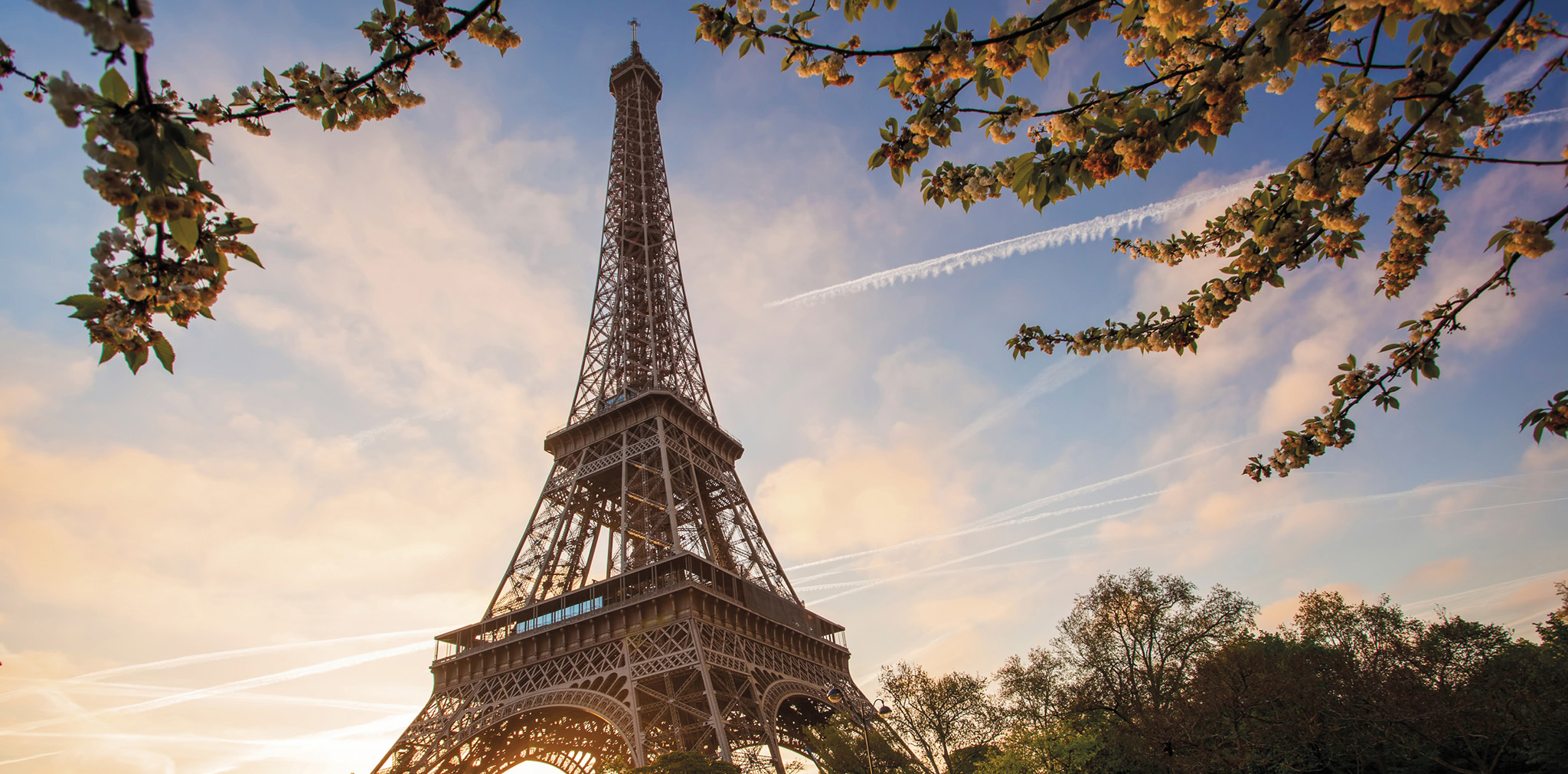 t The most iconic symbol of Paris Some people scale its full height while - photo 10