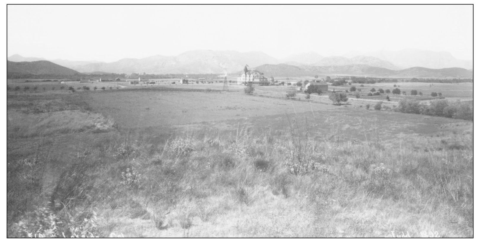 At the time the El Cajon Valley Land Company began to promote Lakeside as a - photo 3