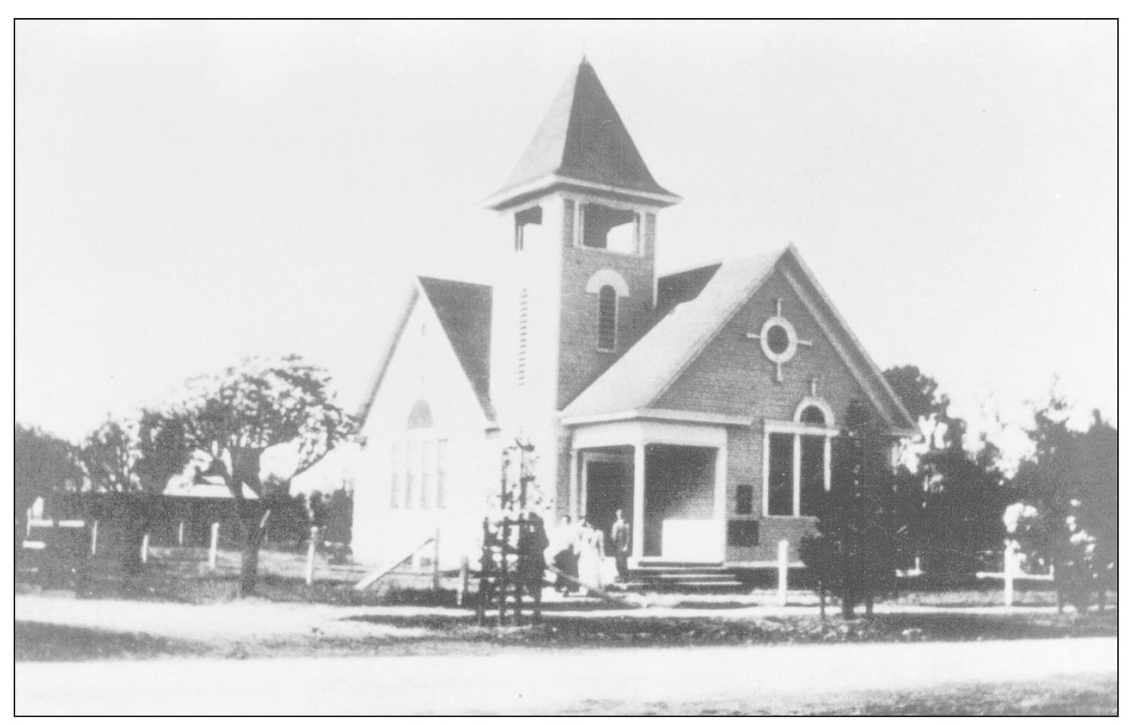 Lakesides first church was organized in 1883 with 13 charter members Worship - photo 11