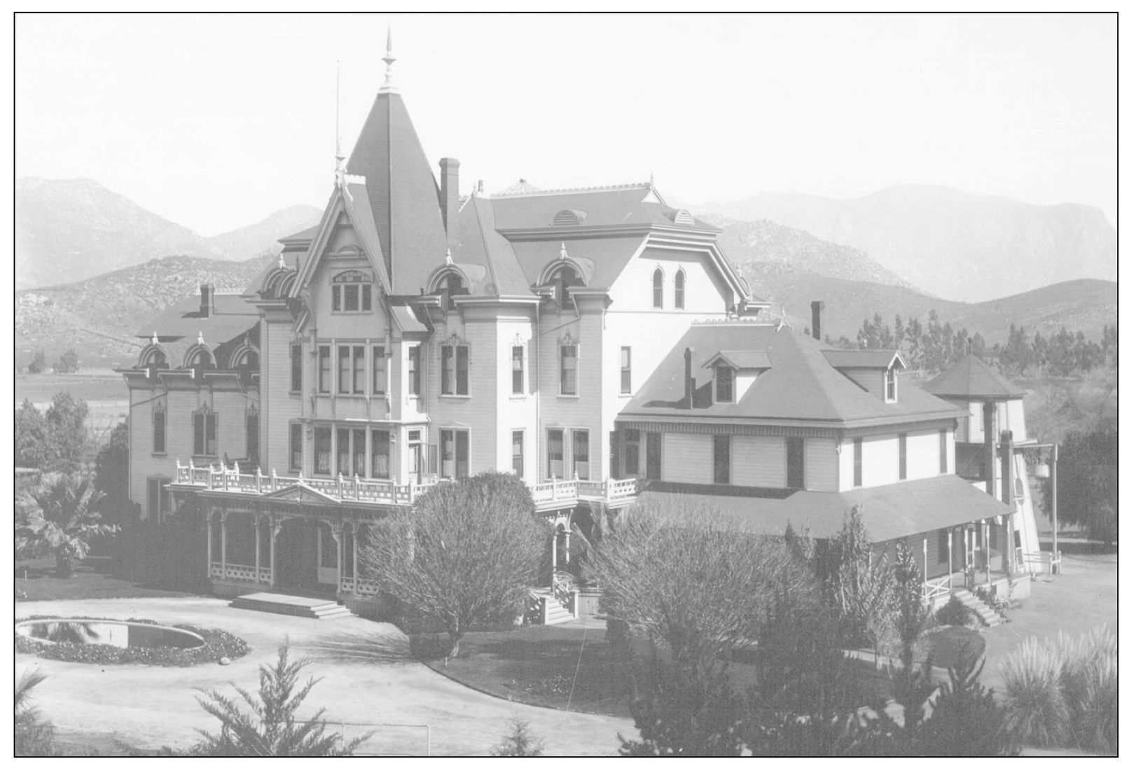 The El Cajon Land Company built the Lakeside Inn in 1887 This was the company - photo 13