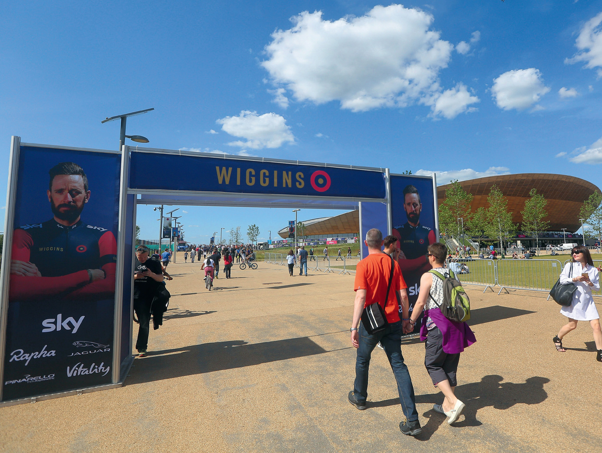 Spectators start to arrive The venue sold out its 6000 capacity in just 7 - photo 6