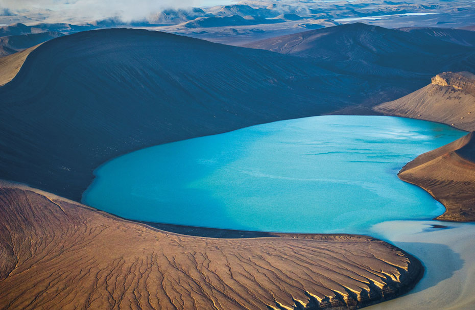 Glacial lake Landmannalaugar MINT IMAGES FRANS LANTING GETTY IMAGES - photo 4