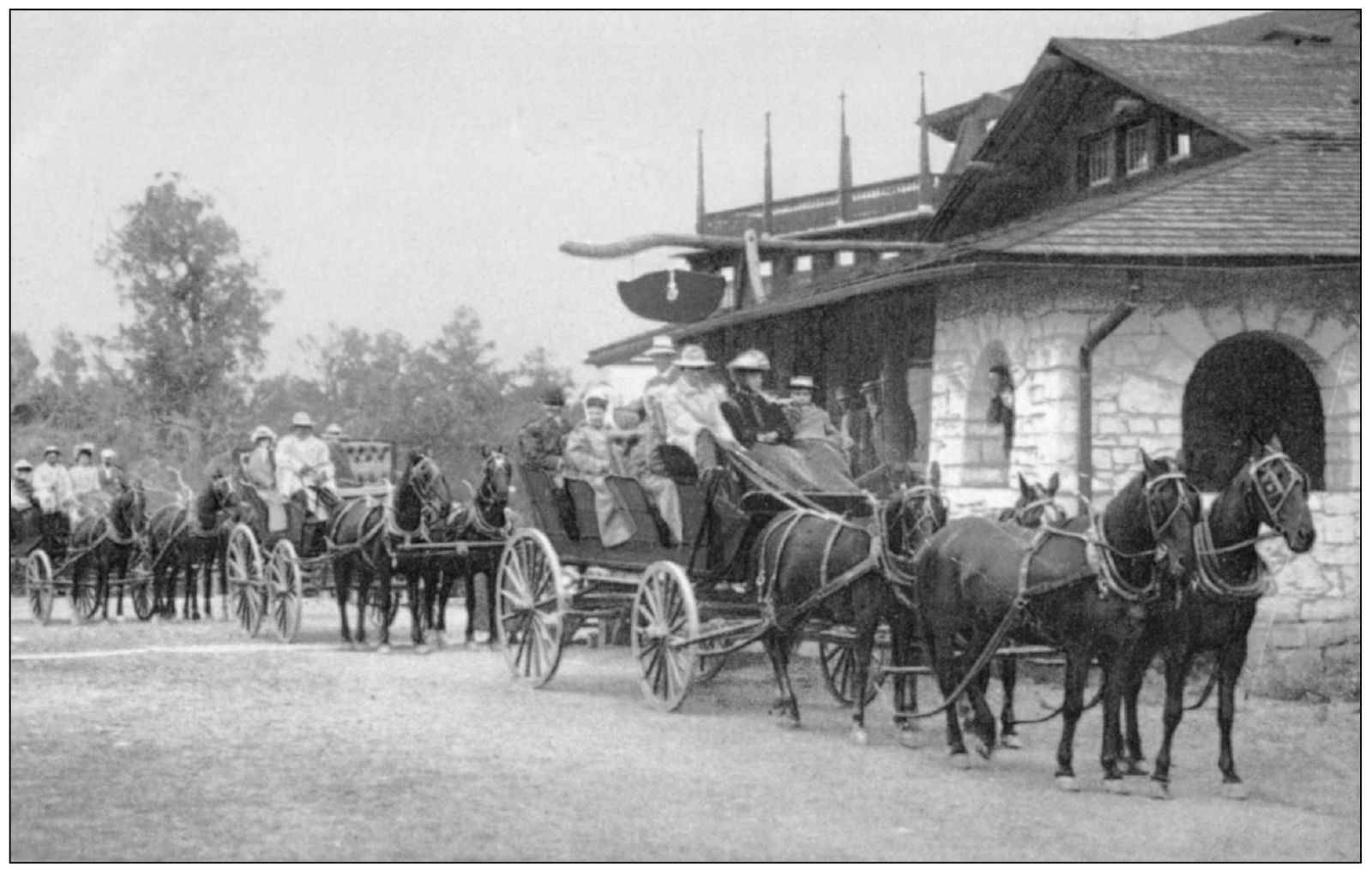 This view shows a large party leaving the hotel for a sightseeing tour These - photo 10