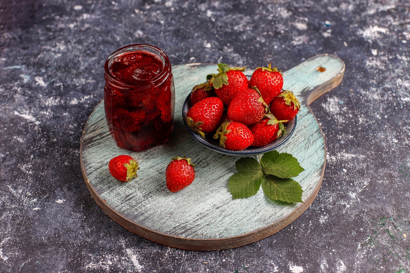 This sauce is a little fancier when compared to the traditional strawberry - photo 11