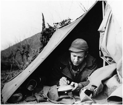 Private Samuel M Cawthon from Tyler Texas writes a letter home from his pup - photo 5