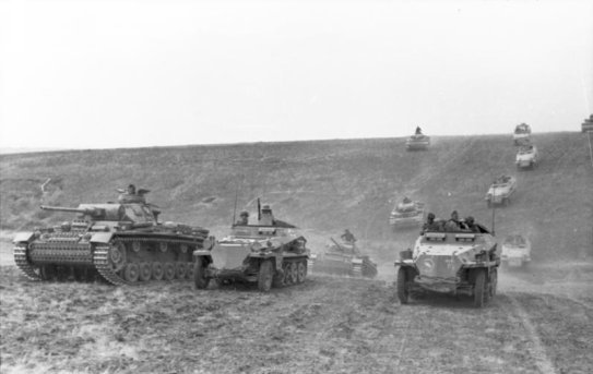 German tanks in 1942 About the Author Sean McLachlan is a historian and - photo 1