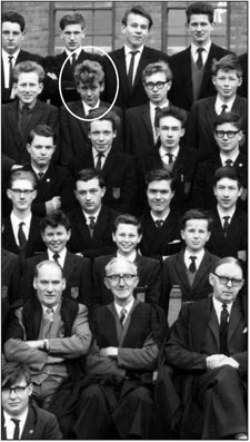 Plant circled in his 1963 school photo Gary Tolley guitarist in his first - photo 3