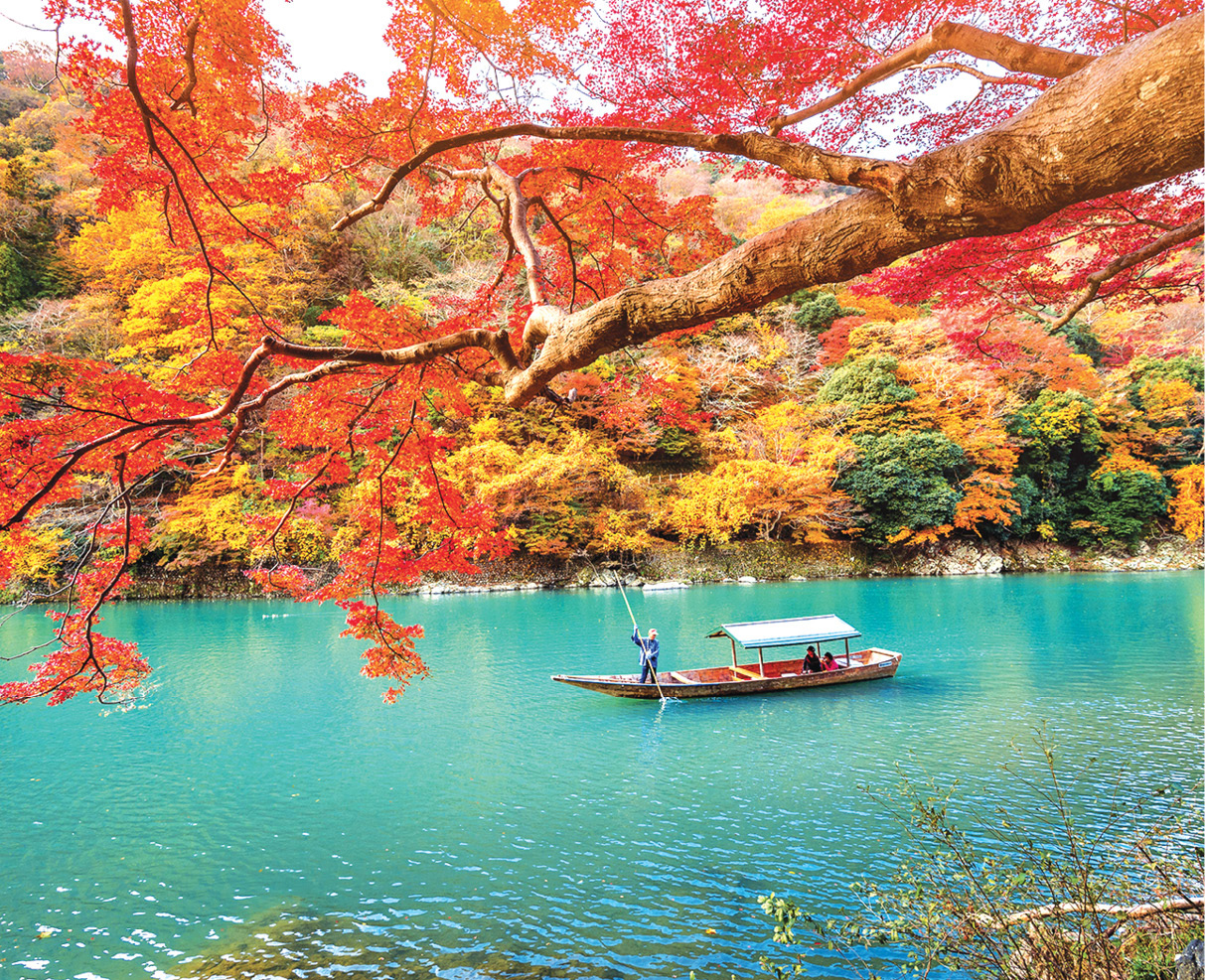 A leisurely ride in a traditional riverboat in Arashiyama Kyoto is a popular - photo 19