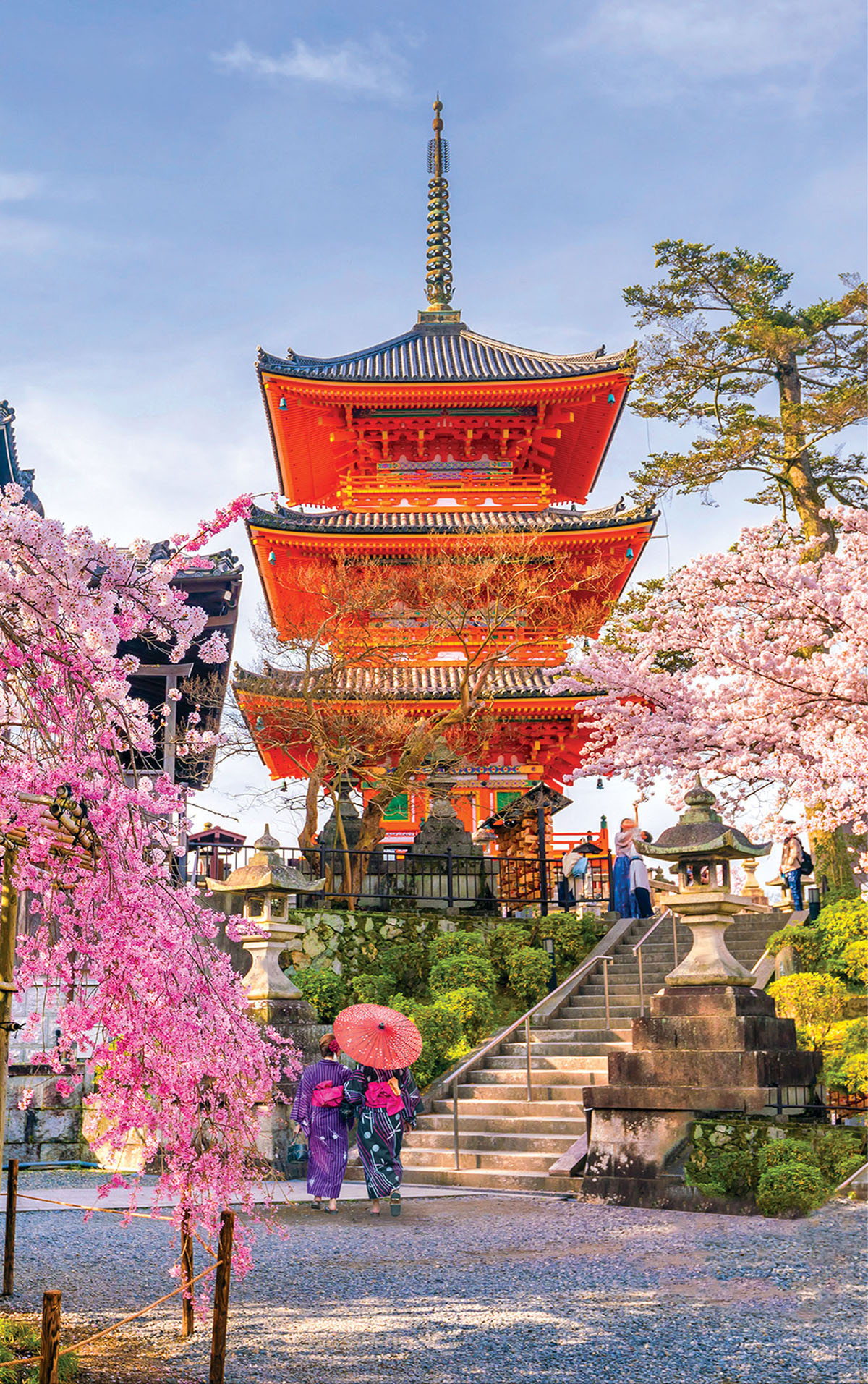 Kyotos Kiyomizu Temple founded in 778 in springs cherry blossom season - photo 5