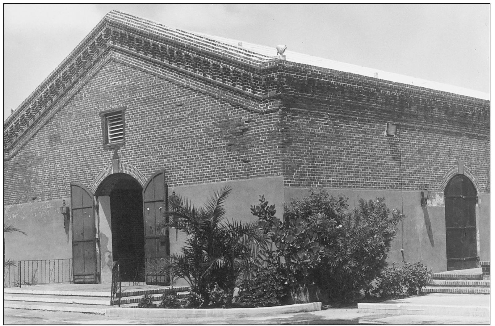 Erected in 1879 this Wall Company warehouse was one of the earliest brick - photo 10