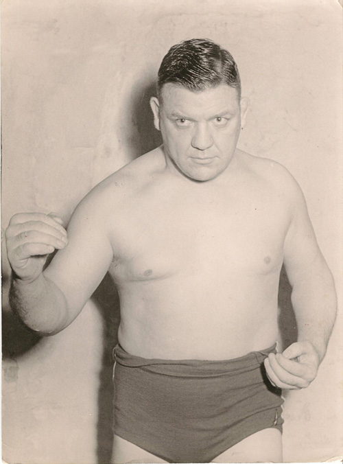 Alf Robinson after turning pro in wrestling upon retiring from boxing In those - photo 3