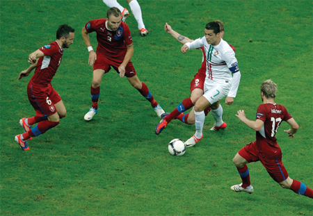 Image credit AP ImagesGero Breloer Even when Cristiano is surrounded by - photo 5